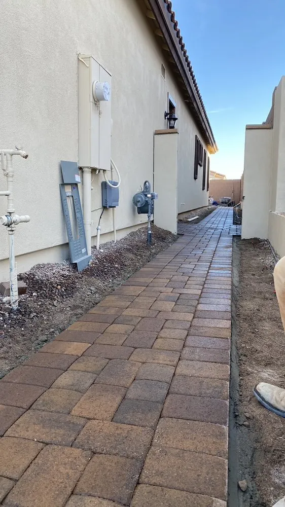 Top-rated yard cleanup service experts serving Buckeye, AZ - Kanelo's Hardscape and Landscape Services