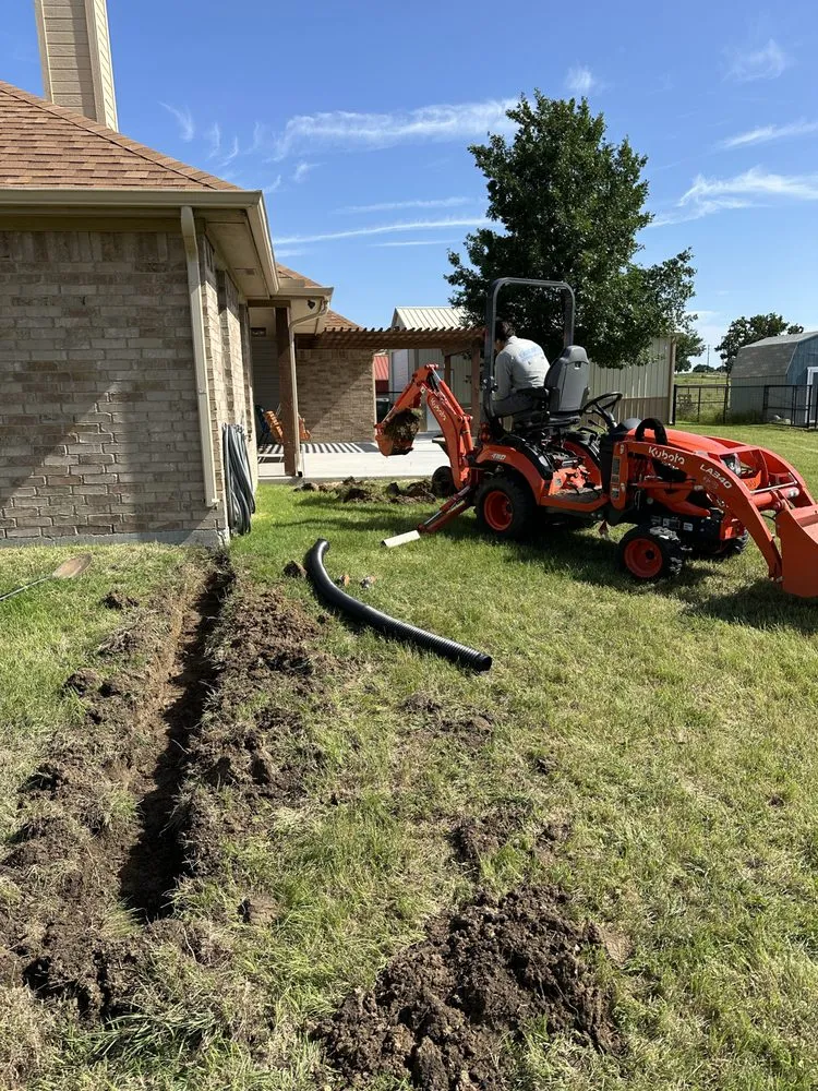 Professional lawn mowing service in Weatherford, TX - Kangaroo Outdoor Solutions