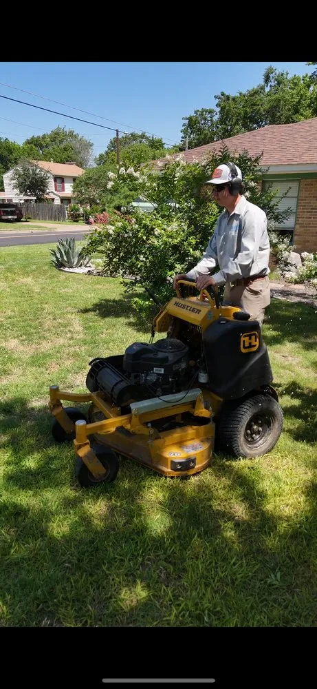 Local residential landscaping experts serving Weatherford, TX - Kangaroo Outdoor Solutions