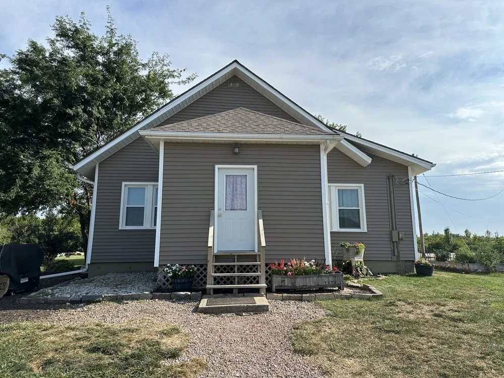 Affordable yard maintenance experts serving Mission, KS - Kansas City Siding & Windows