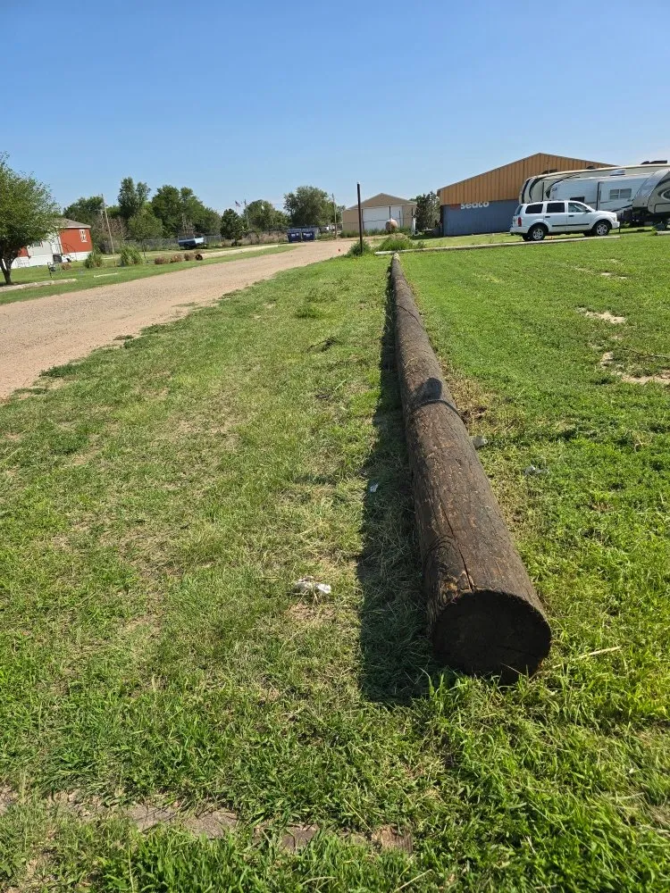 Reliable yard maintenance experts serving Garden City, KS - Kansas Lawns