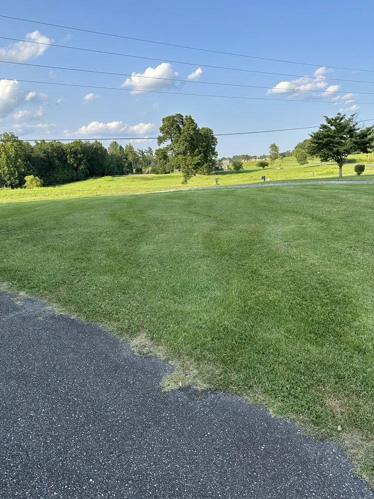 Reliable residential landscaping experts serving Hickory, NC - Kanupp