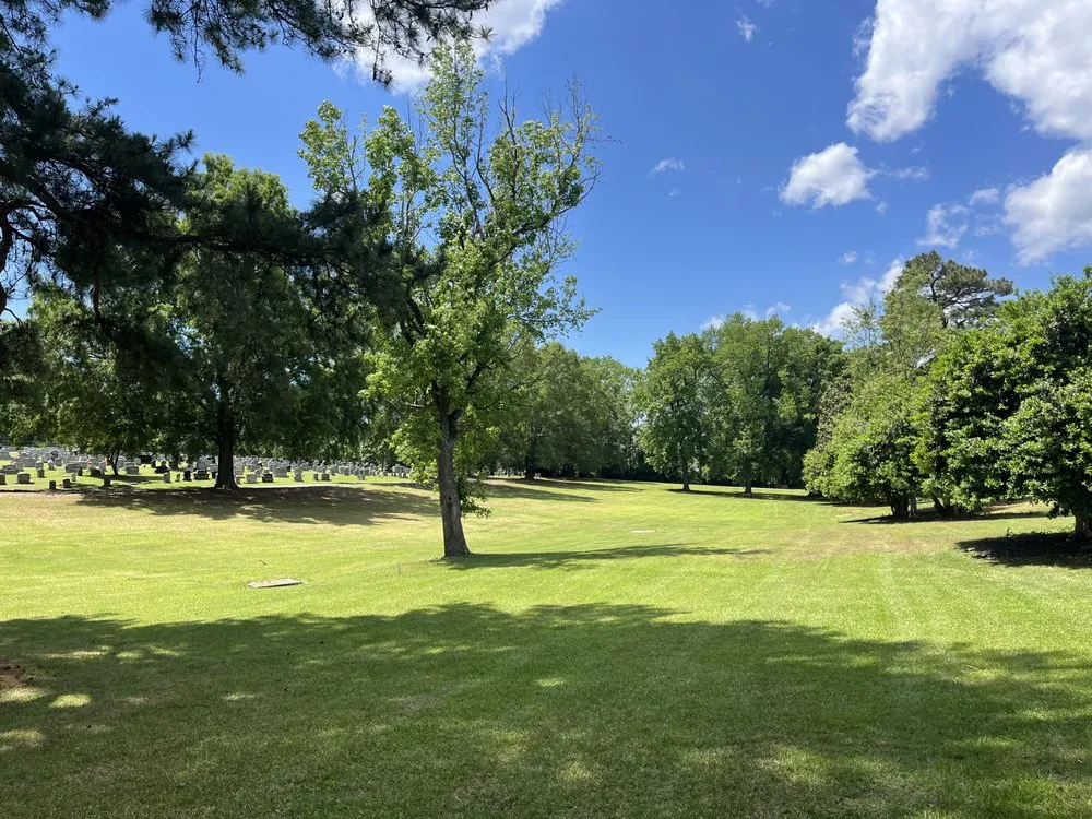 Top-rated lawn care service near you in Durham, NC by KAR Lawn care