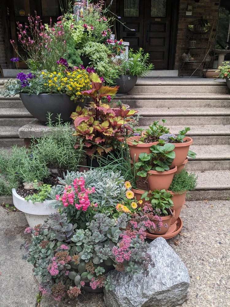 Affordable yard cleanup service experts serving Philadelphia, PA - Karena Gardens