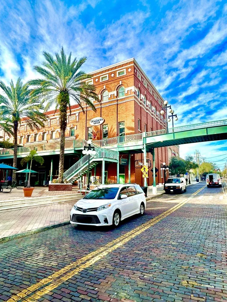 Top-rated landscape design for homes in Tampa, FL by Karito Company