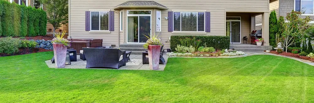 Professional landscaping services experts serving Hicksville, NY - Kasique Landscaping