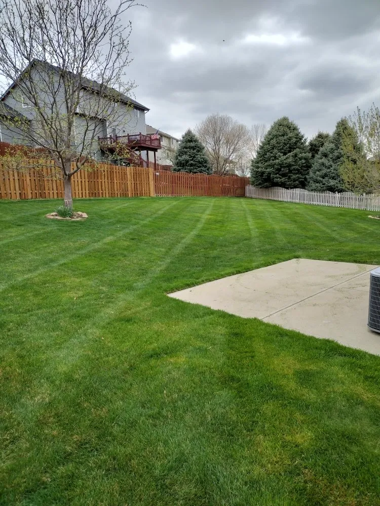 Professional lawn care service experts serving Omaha, NE - Kason's Lawncare Landscape