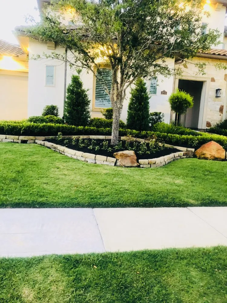 Expert lawn care service in Katy, TX - Katy Landscape Maintenance