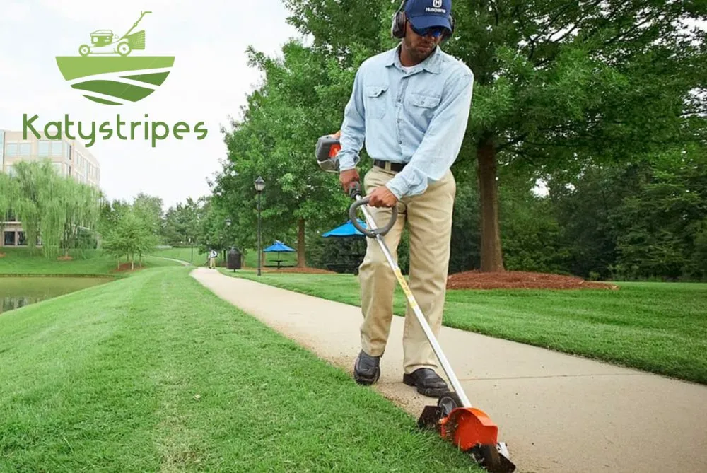 Professional yard cleanup service in Katy, TX by katystripes