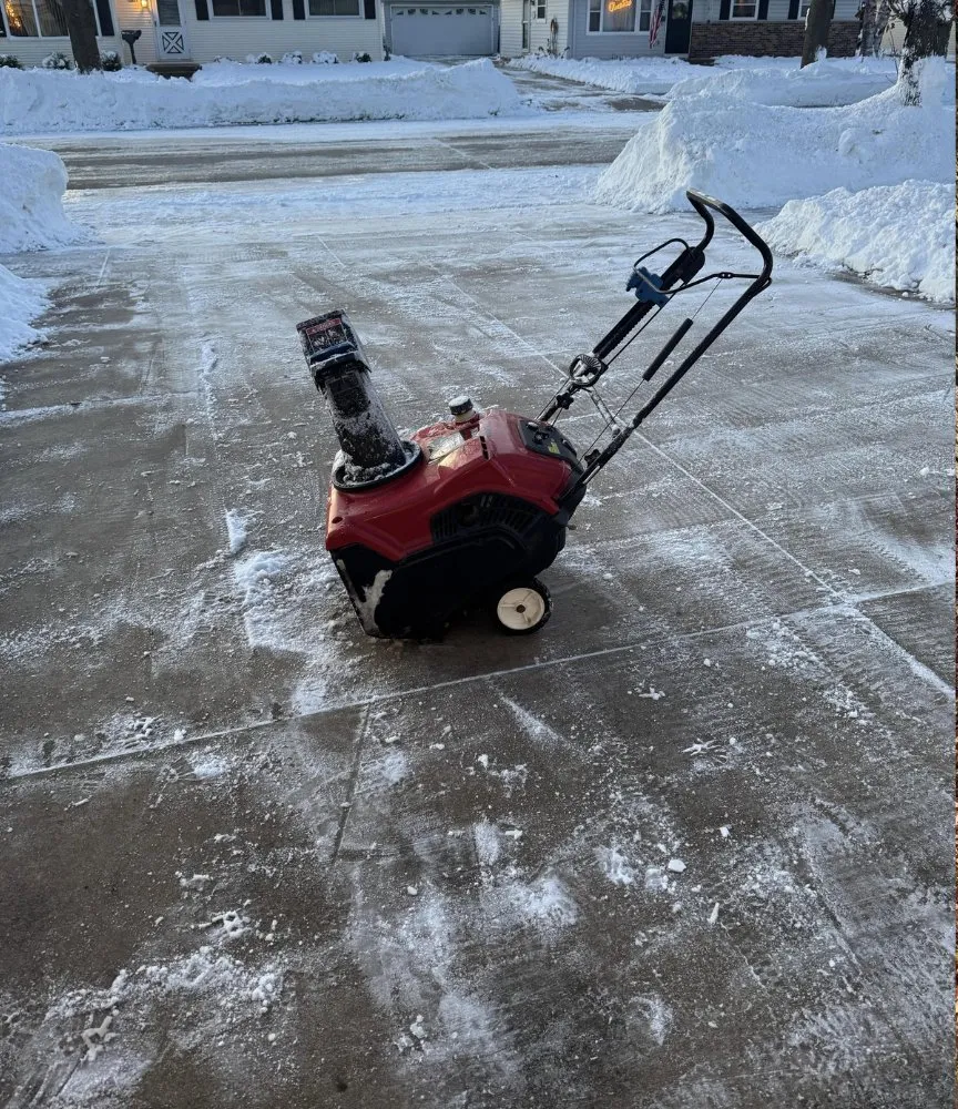 Reliable landscaping services experts serving Fond du lac, WI - Katz Property Management