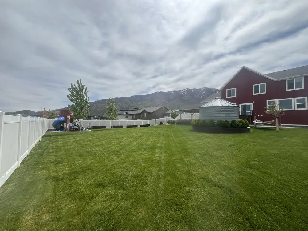 Top-rated lawn mowing service for homes in Santaquin, UT by Kautz Property Service