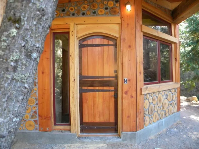 Custom yard maintenance for beautiful yards across Tuolumne, CA - Kautzer Craftsmanship