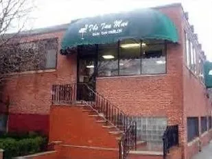 Professional lawn mowing service experts serving Memphis, TN - Kavion Lawn