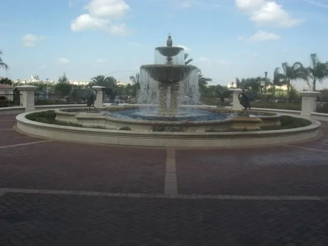 Professional yard cleanup service in Memphis, TN by Kavion Lawn