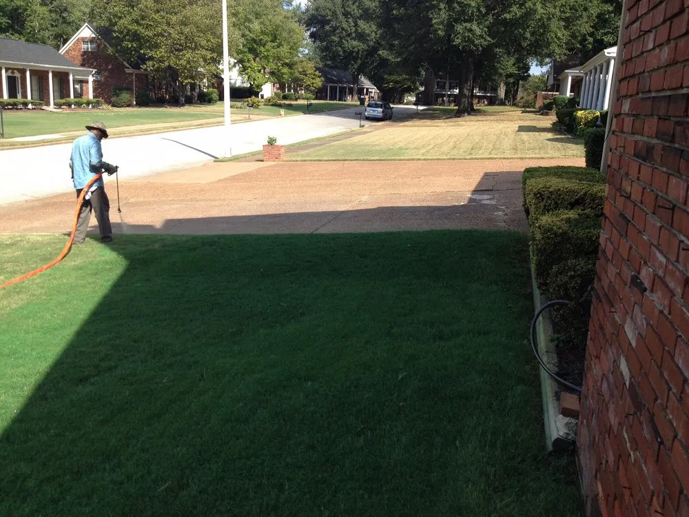 Custom residential landscaping for homes in Memphis, TN by Kavion Lawn