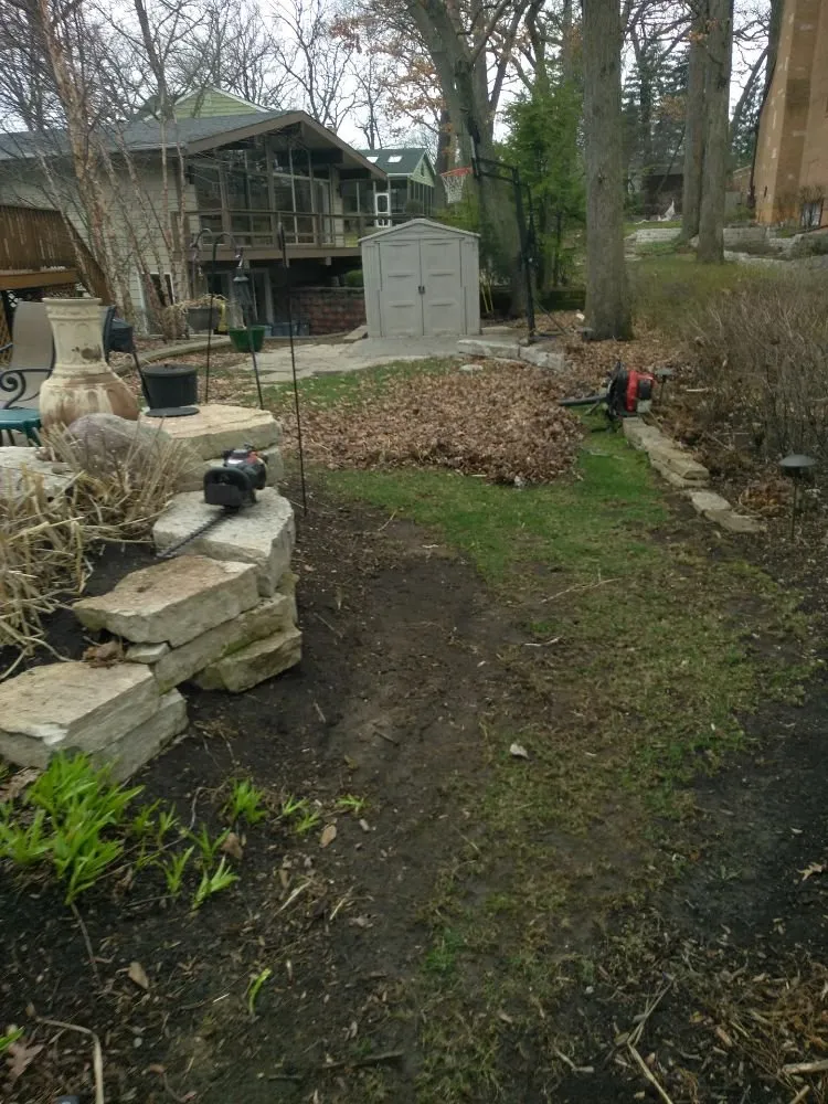 Custom landscaping services in Palos Hills, IL - Kay Lawn Service