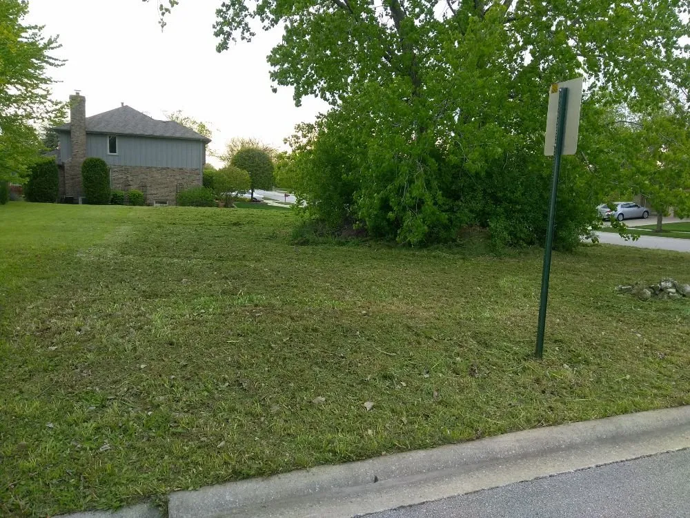 Trusted landscape installation experts serving Palos Hills, IL - Kay Lawn Service