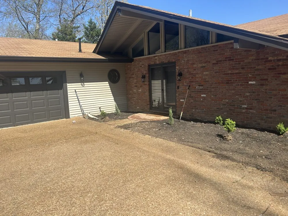 Professional yard maintenance for outdoor upgrades across Paducah, KY - Kayla's Home and Lawn Service