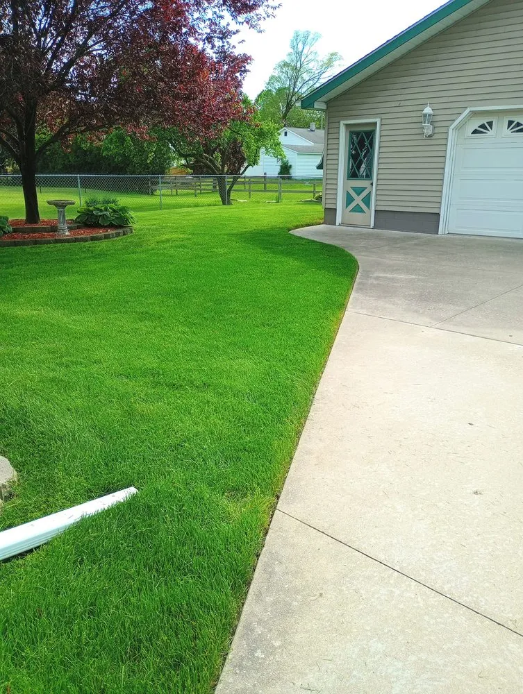 Trusted lawn care service in Manistee, MI - Kay's Lawn Care