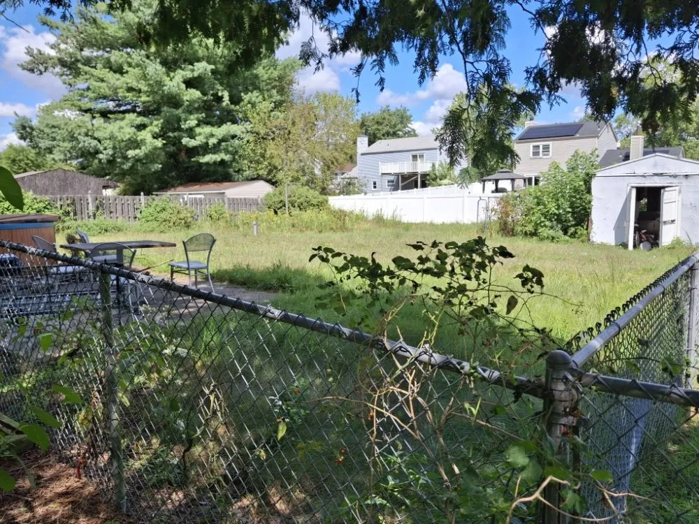 Custom residential landscaping for residential properties in Williamstown, NJ by Kay's Lawn Care