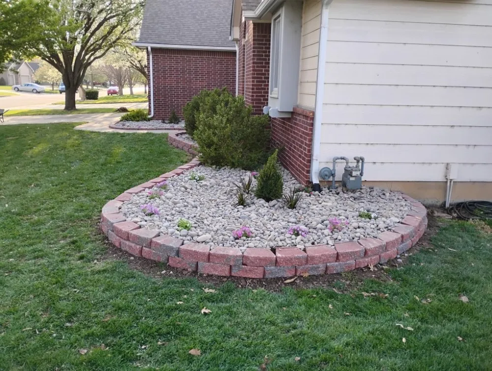 Reliable yard maintenance for residential properties across Tulsa, OK - Kazper's Lawn and Tree Care