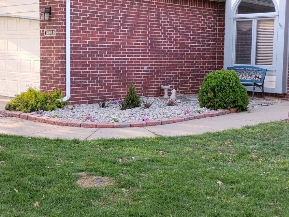 Top-rated outdoor landscaping experts serving Tulsa, OK - Kazper's Lawn and Tree Care