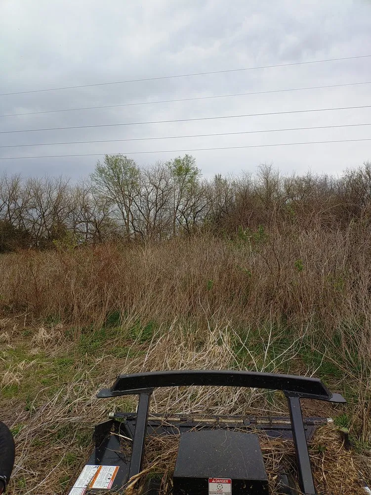 Trusted outdoor landscaping for residential properties across Tipton, MO - KB Land Management