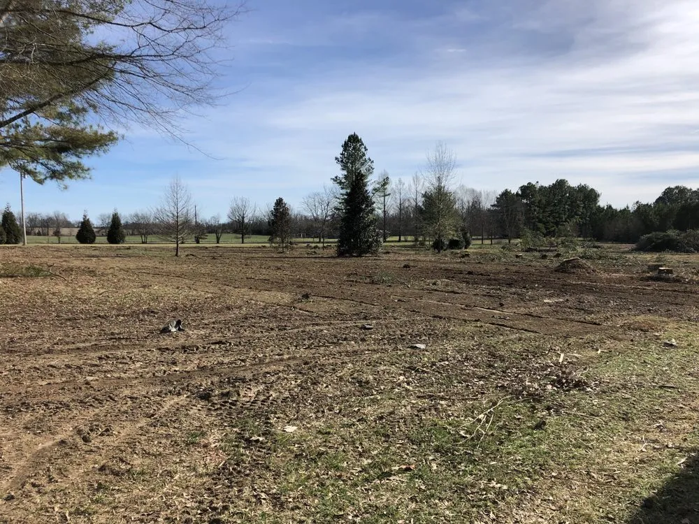 Expert garden landscaping experts serving Woodbury, TN - K&B Land Management