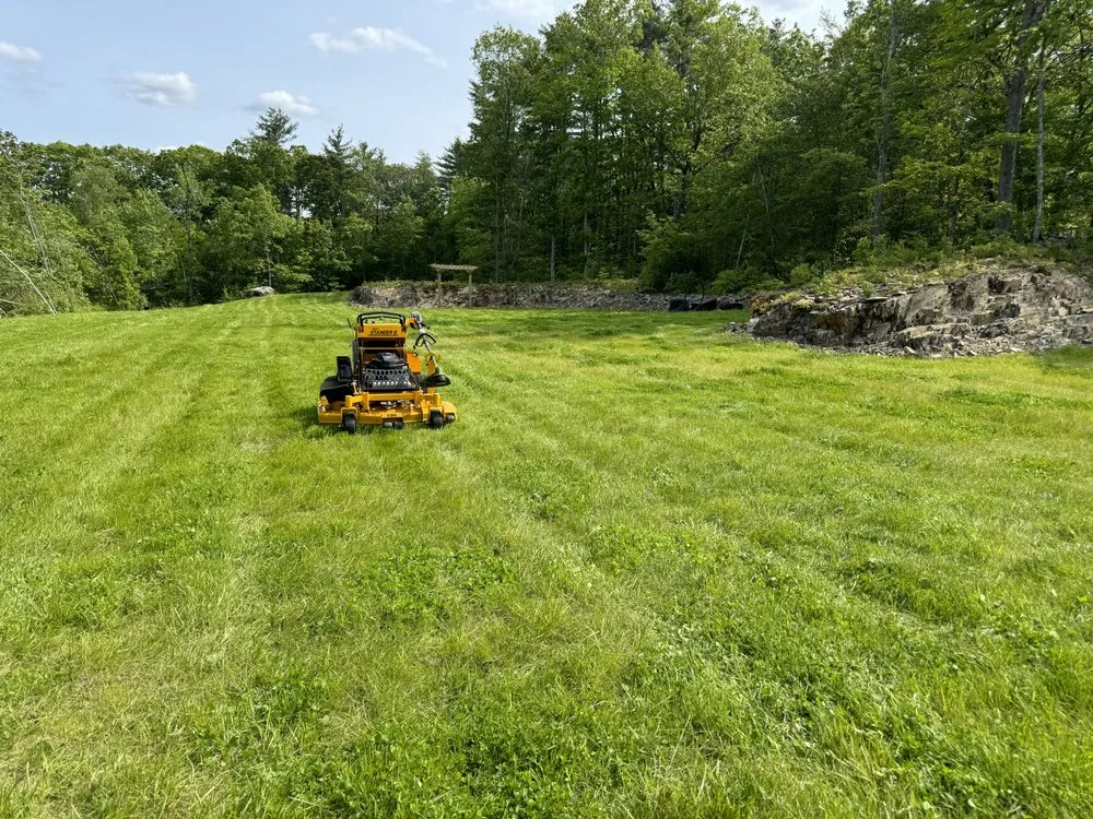 Expert garden landscaping in Auburn, NH by KB Lawn Care and Home Improvement