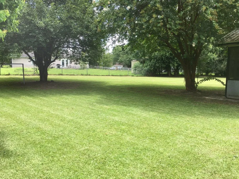 Reliable landscape design in Valdosta, GA by KB Mows Best Lawn Services