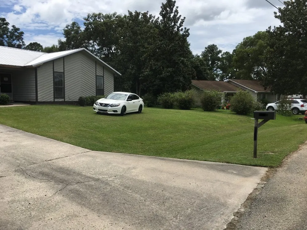 Professional landscape design in Valdosta, GA by KB Mows Best Lawn Services