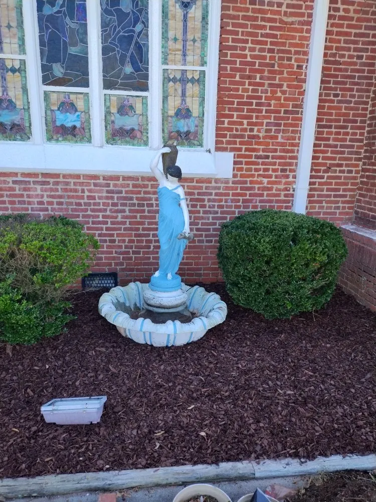 Professional lawn care service in Roanoke Rapids, NC by KB Outdoor Yard Services