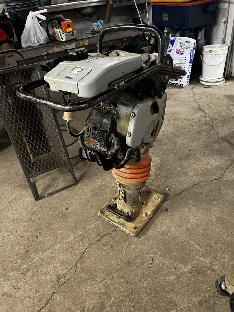 Expert yard maintenance for residential properties in Bellevue, IA by K&B Services