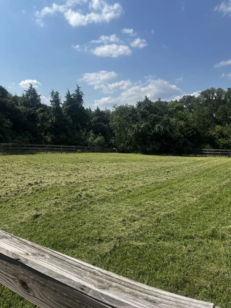 Top-rated outdoor landscaping in Bellville, TX by KB Services