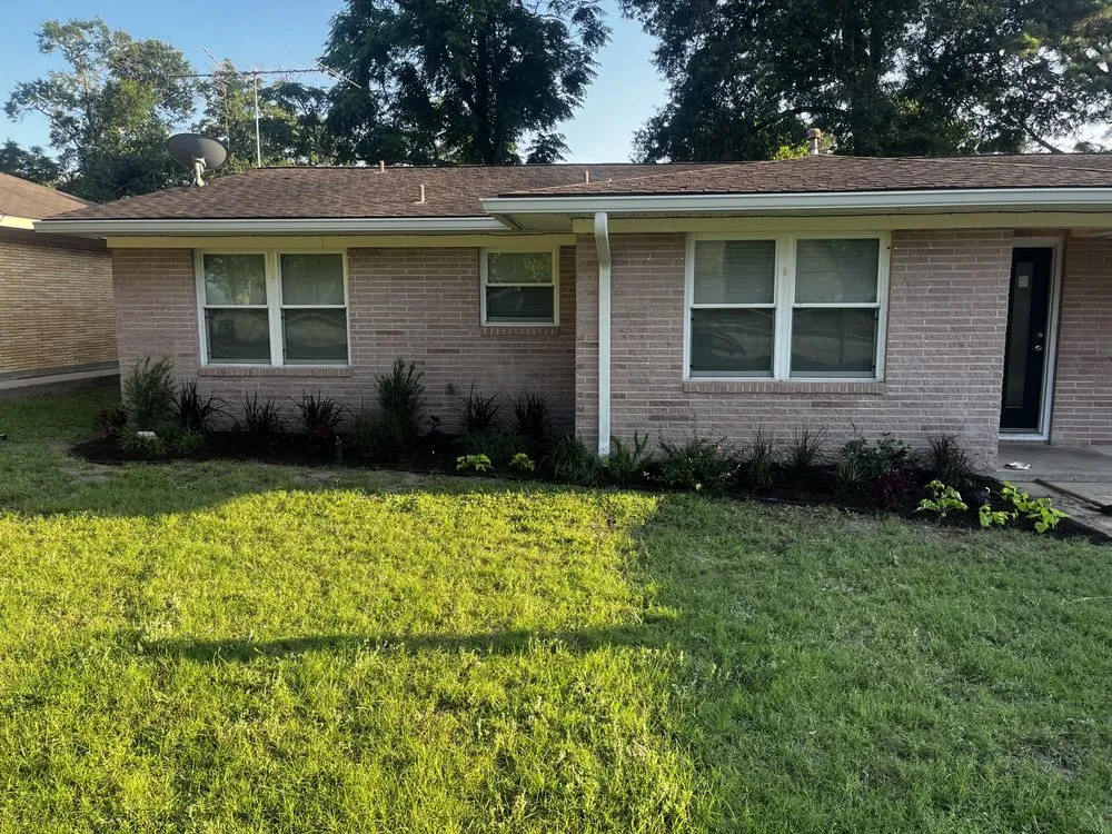 Local yard cleanup service in Bellville, TX - KB Services