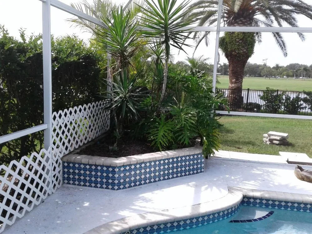 Custom outdoor landscaping in Venice, FL by KBB Landscapes