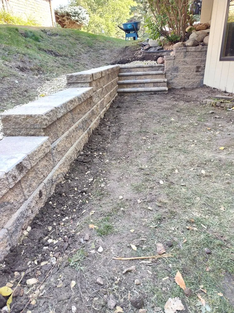 Reliable landscaping services experts serving Burnsville, MN - KBL Landscaping