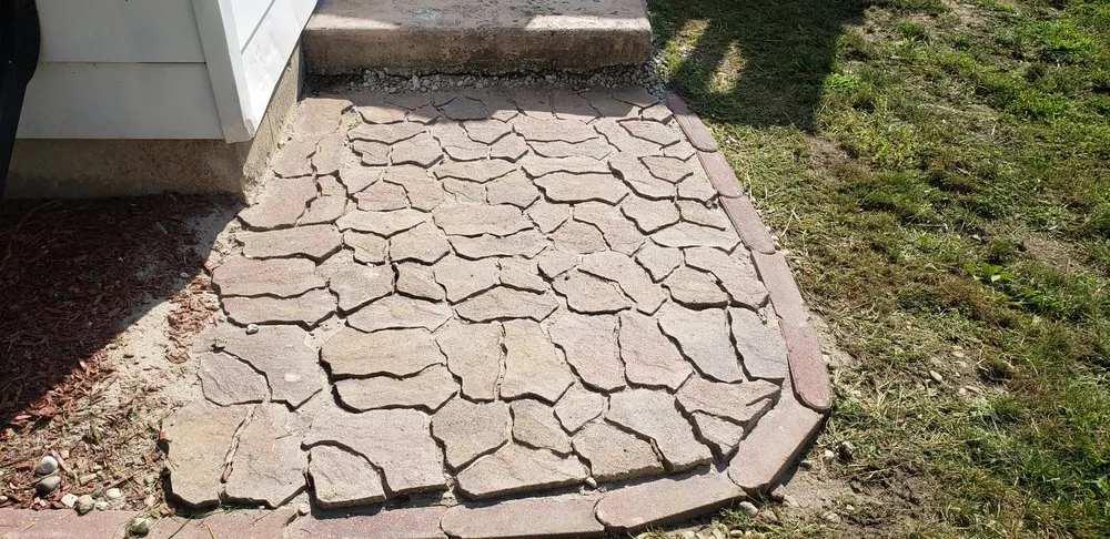 Professional yard cleanup service experts serving Bellwood, IL - KBS Landscaping