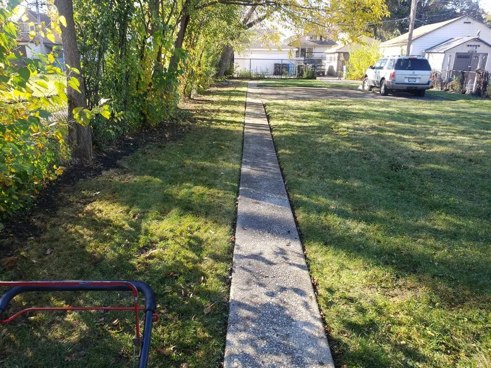 Top-rated residential landscaping in Bellwood, IL - KBS Landscaping
