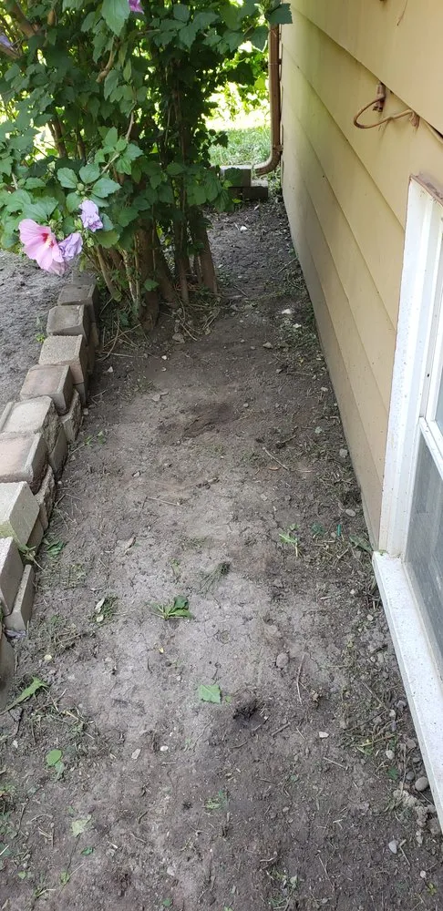 Top-rated garden landscaping with custom design in Bellwood, IL by KBS Landscaping