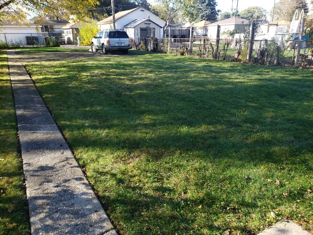Professional outdoor landscaping in Bellwood, IL - KBS Landscaping