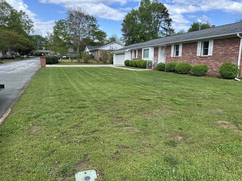 Custom lawn care service in Simpsonville, SC by KB’s Lawn Care