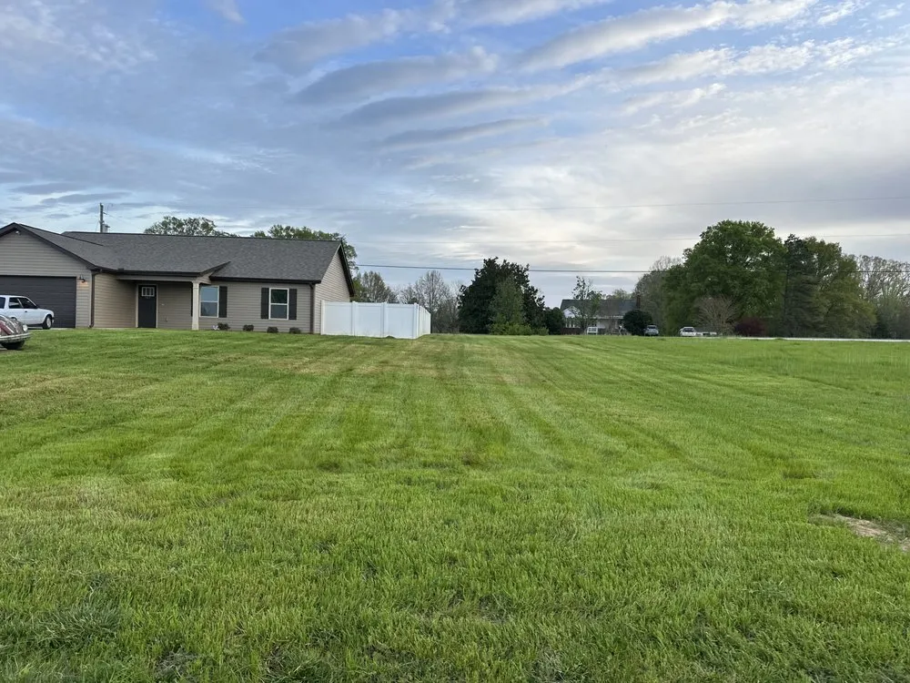 Local landscaping services in Simpsonville, SC by KB’s Lawn Care