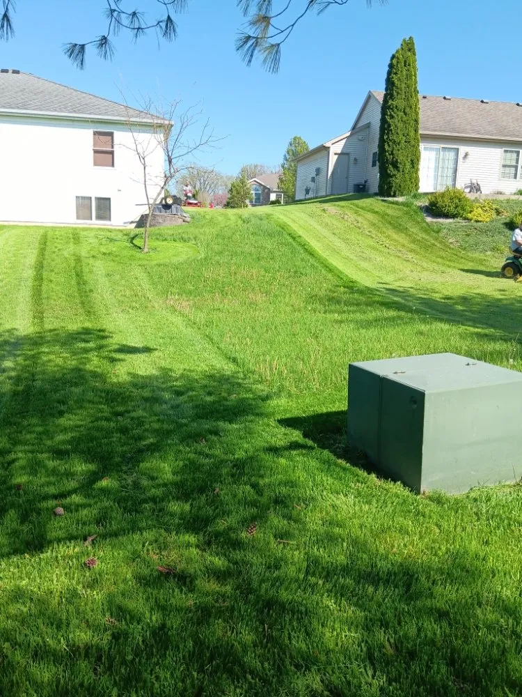 Local yard maintenance experts serving Lagrange, IN - KB's Lawncare