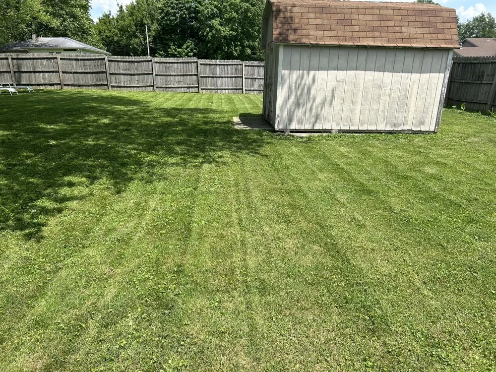 Professional outdoor landscaping in Owensville, IN by K&C House Services