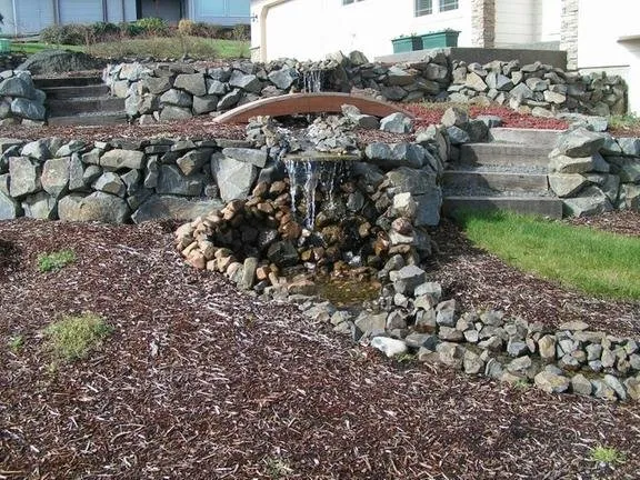 Top-rated yard maintenance for beautiful yards in Scappoose, OR by K&C Landscape
