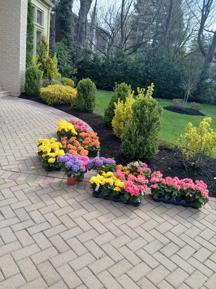 Professional residential landscaping in New York, NY by KC Landscaping & Design