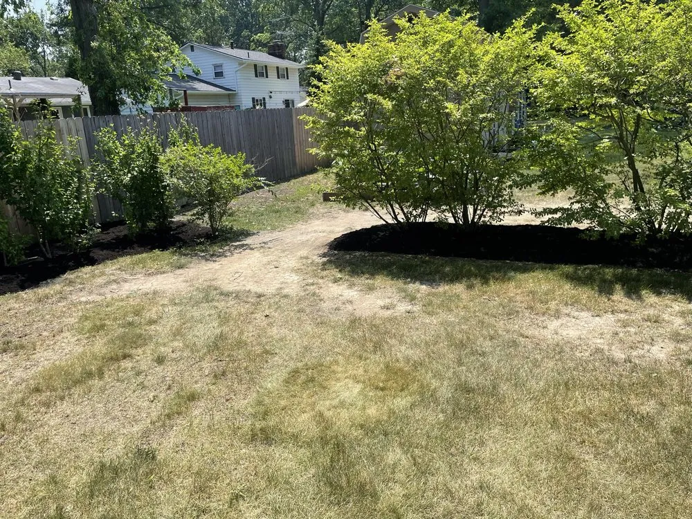 Professional residential landscaping in Lorain, OH by K&C Landscaping