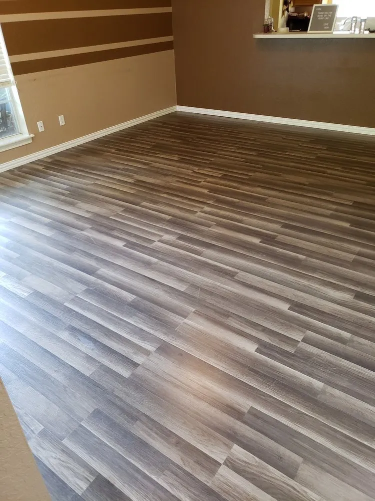 Expert yard maintenance in Baytown, TX by KC Lawn and Maintenance