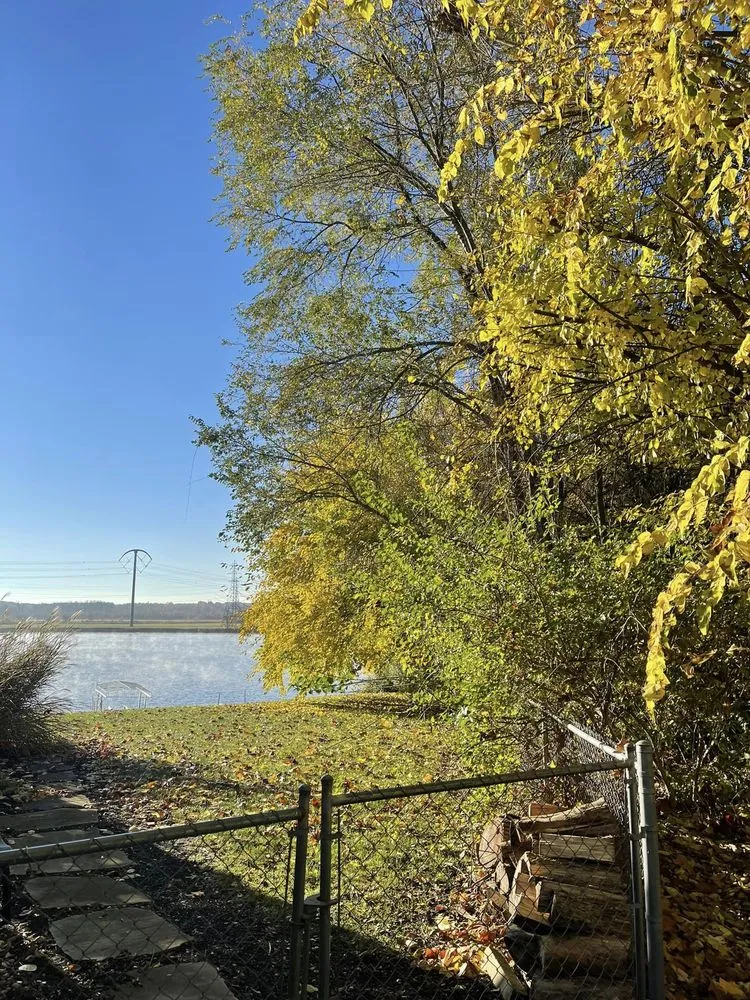 Local lawn mowing service in Fort Wayne, IN by KC Lawn Services